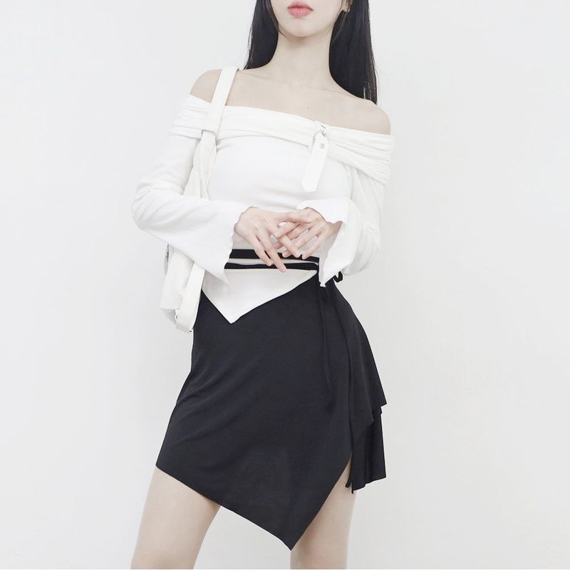 Ena Pendant Shoulder Backpack