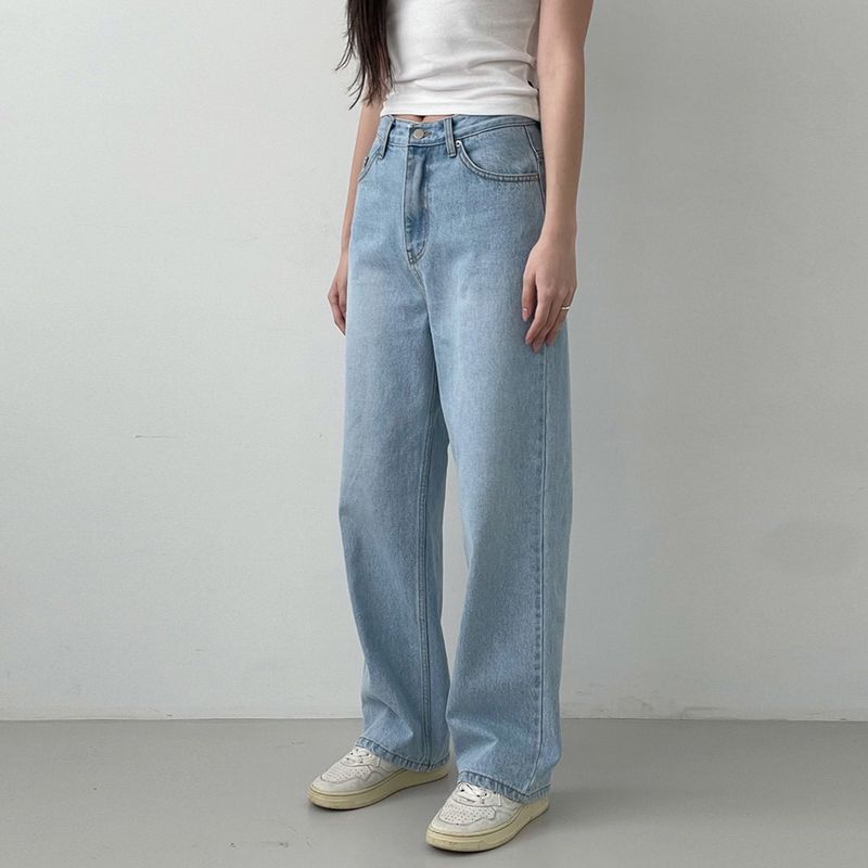 muahmuah（ムアムア）の「ワイドデニムパンツ [LIGHT BLUE]（パンツ）」