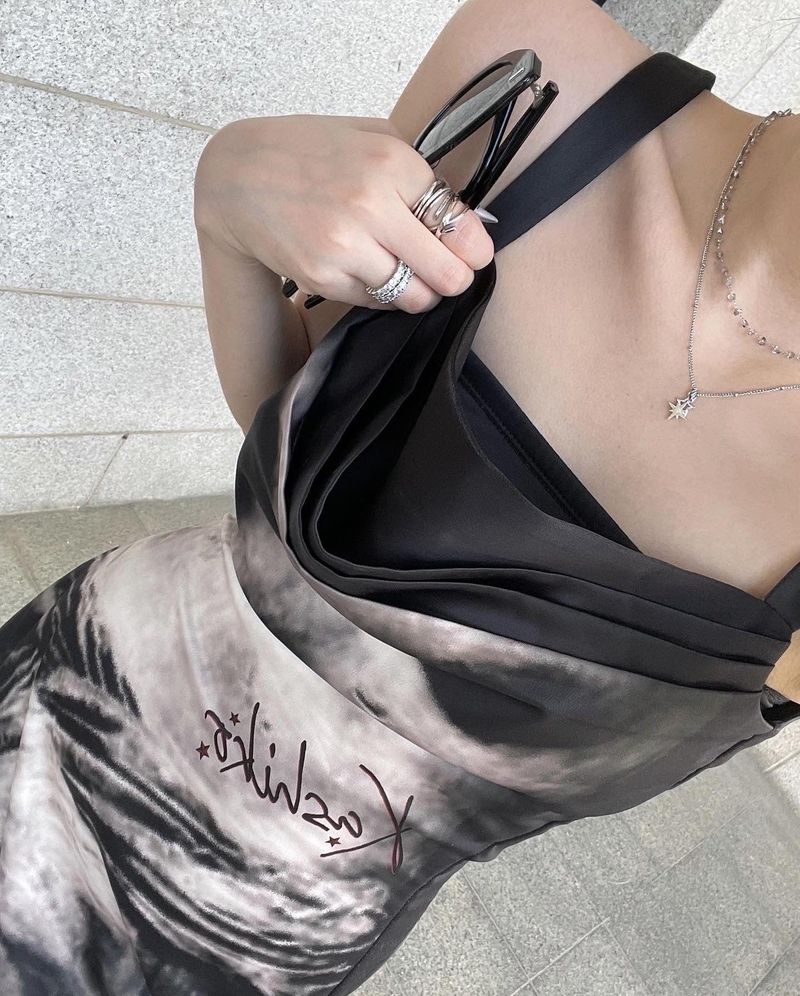 monmorillo(モンモリロ)の「Flash star necklace(Accessories)」