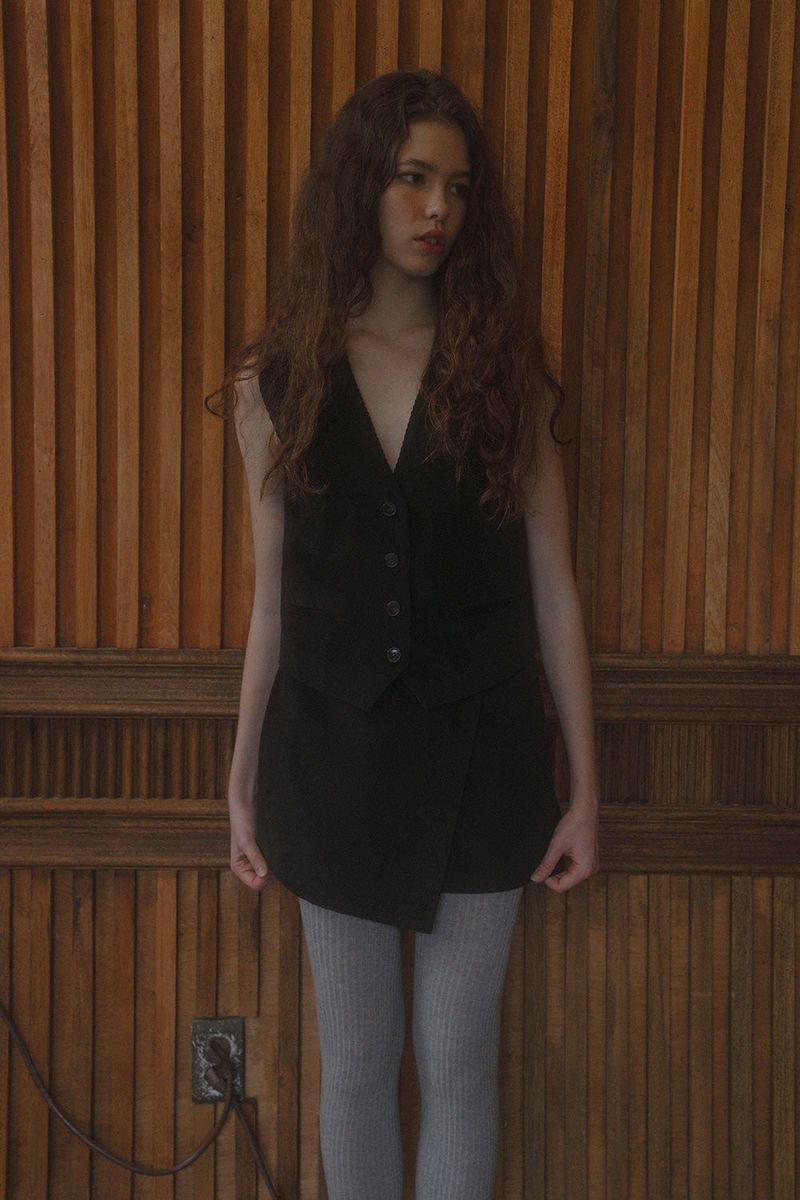 Early corduroy vest_black