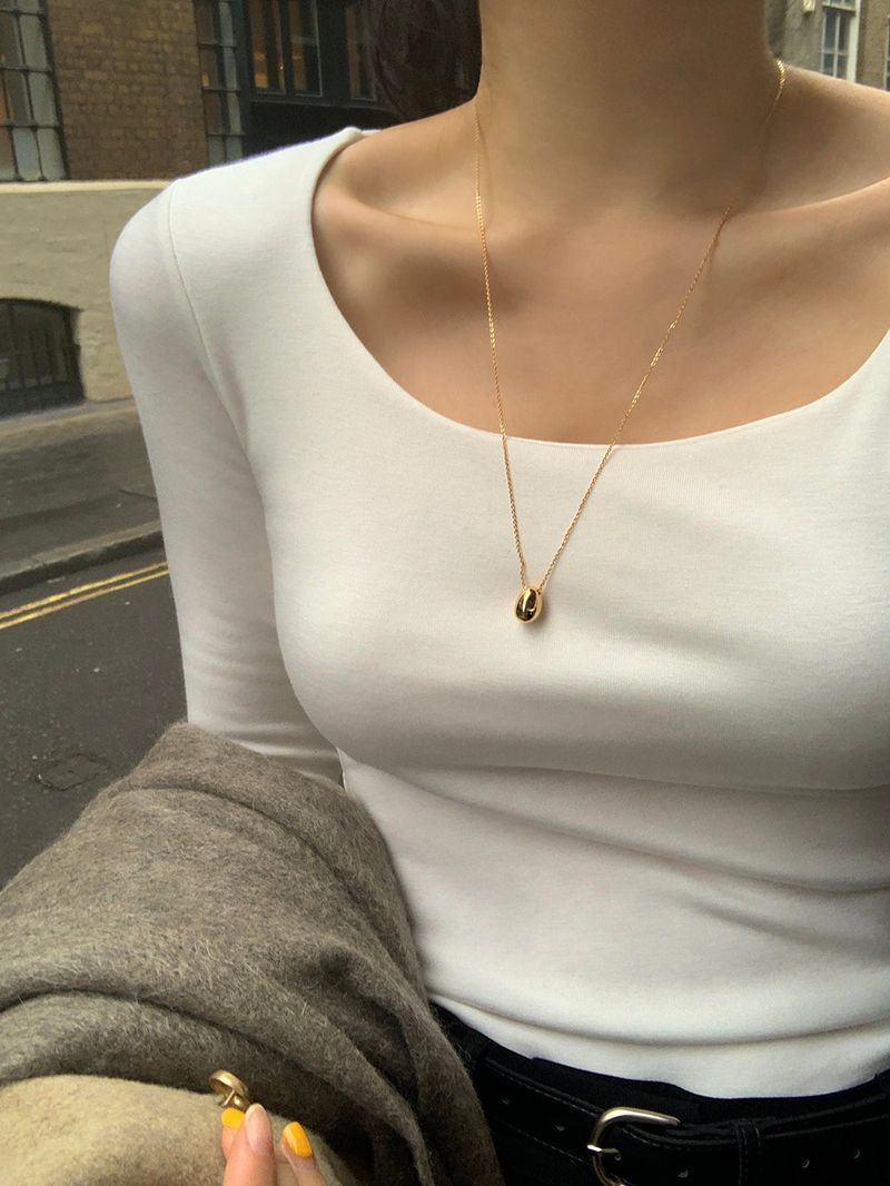 [Fluff] Selese U-neck T-shirt