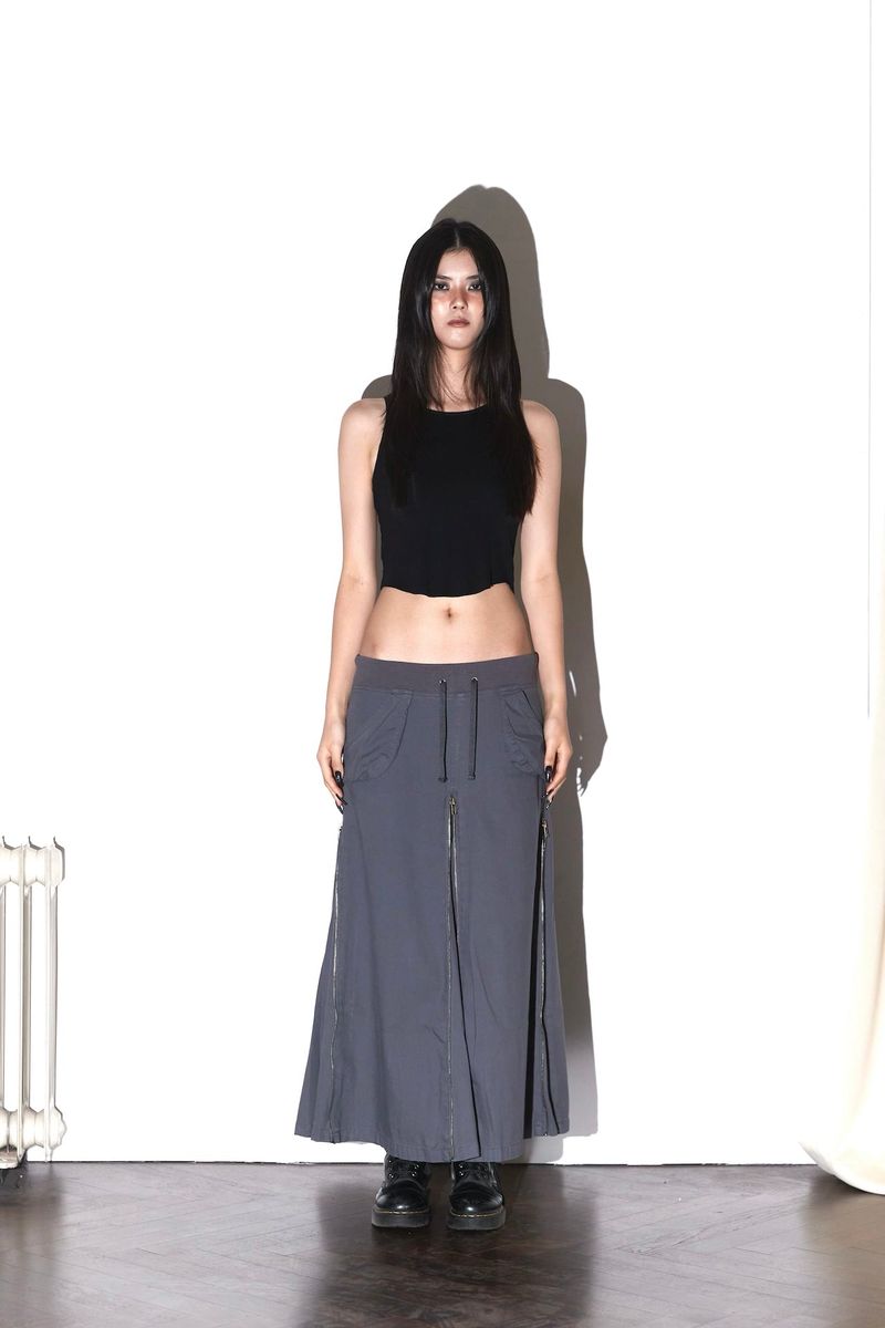 deepinblue（ディープインブルー）の「07 ZIP WASHED SKIRT CHARCOAL（Skirts）」