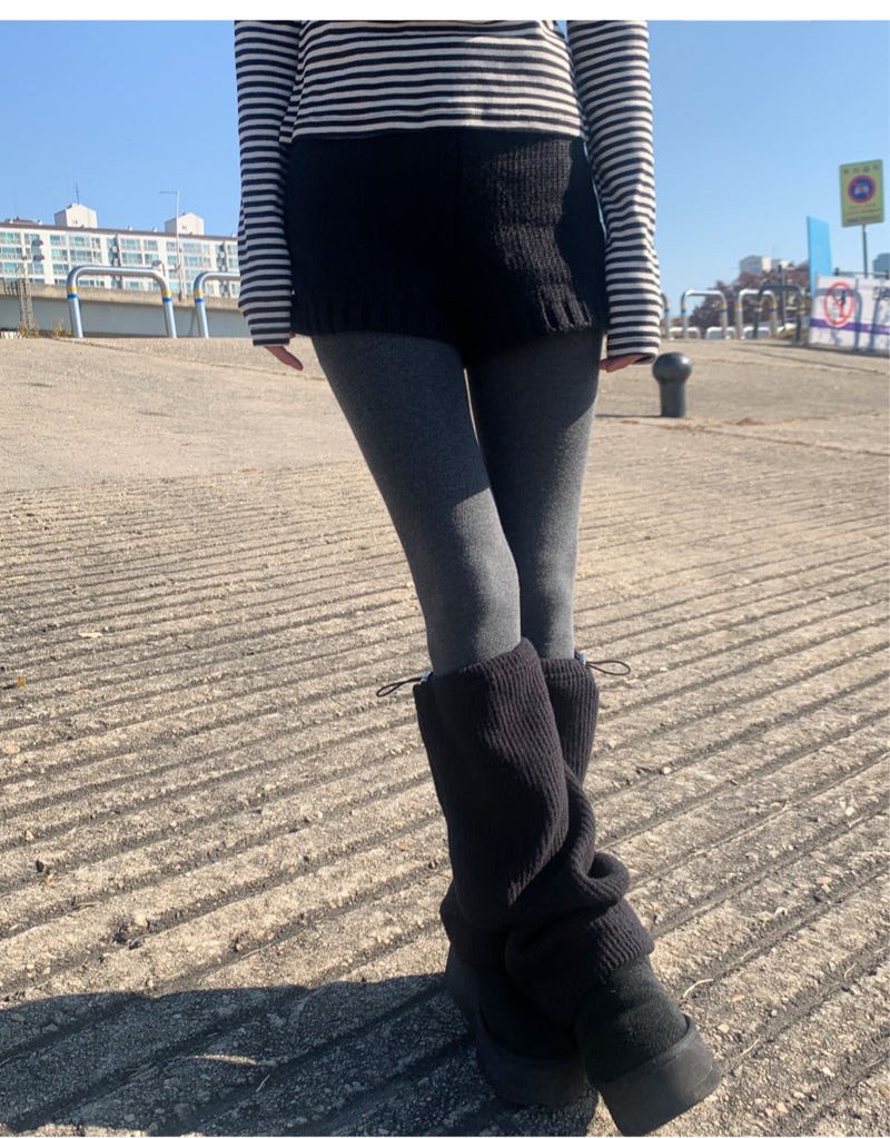 JENNIE knits short pants(2colors)