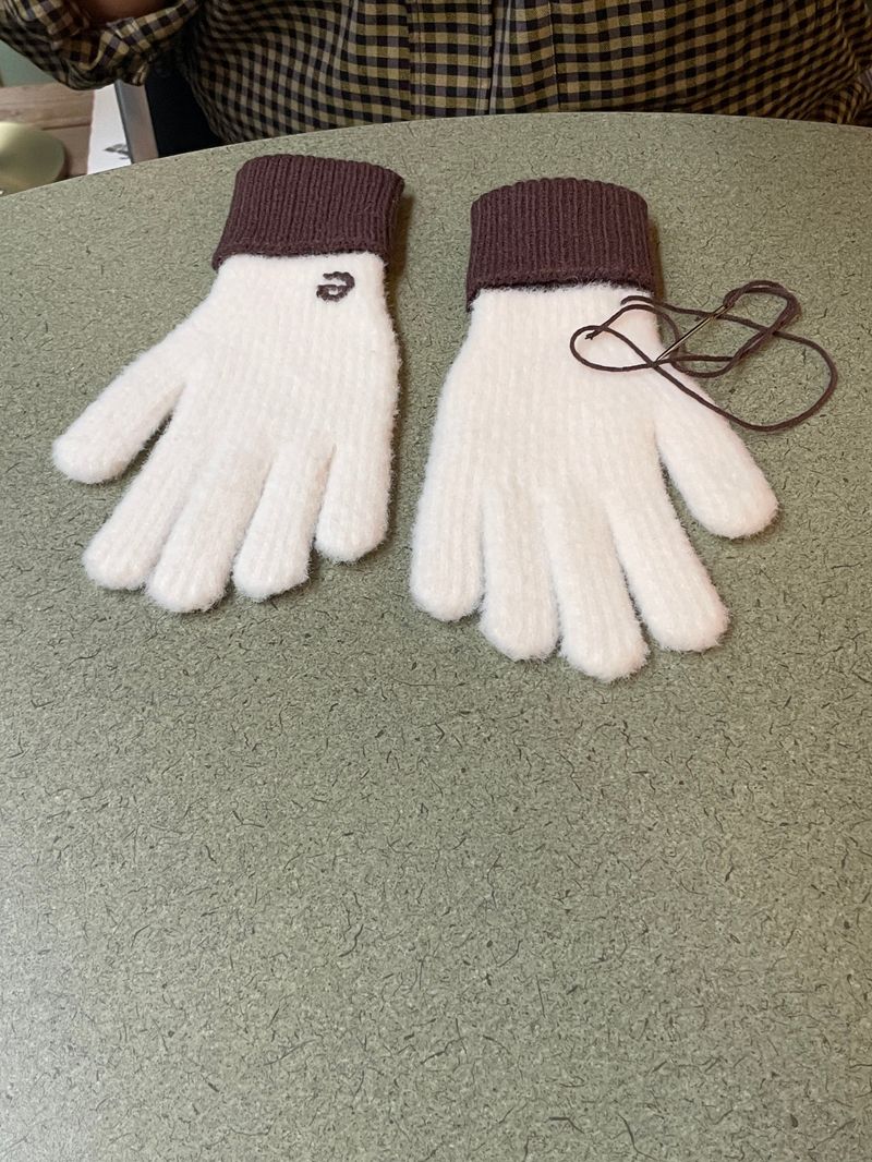 CUSTOM INITIAL TWO-TONE GLOVES