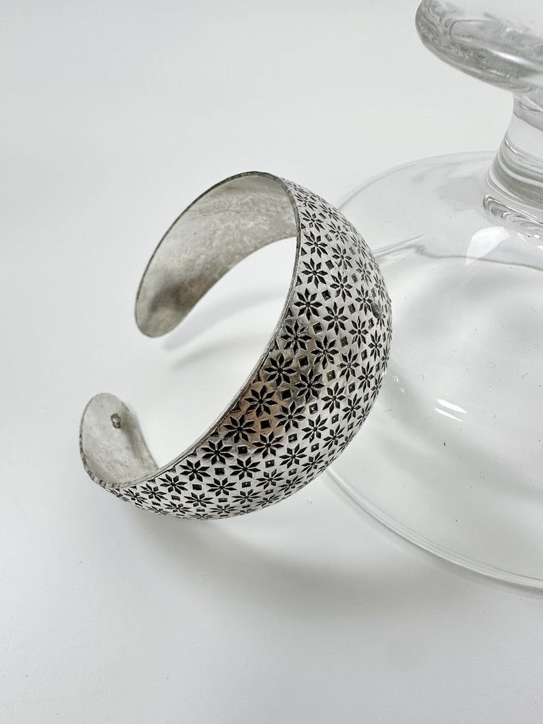 Ethnic flower bangle