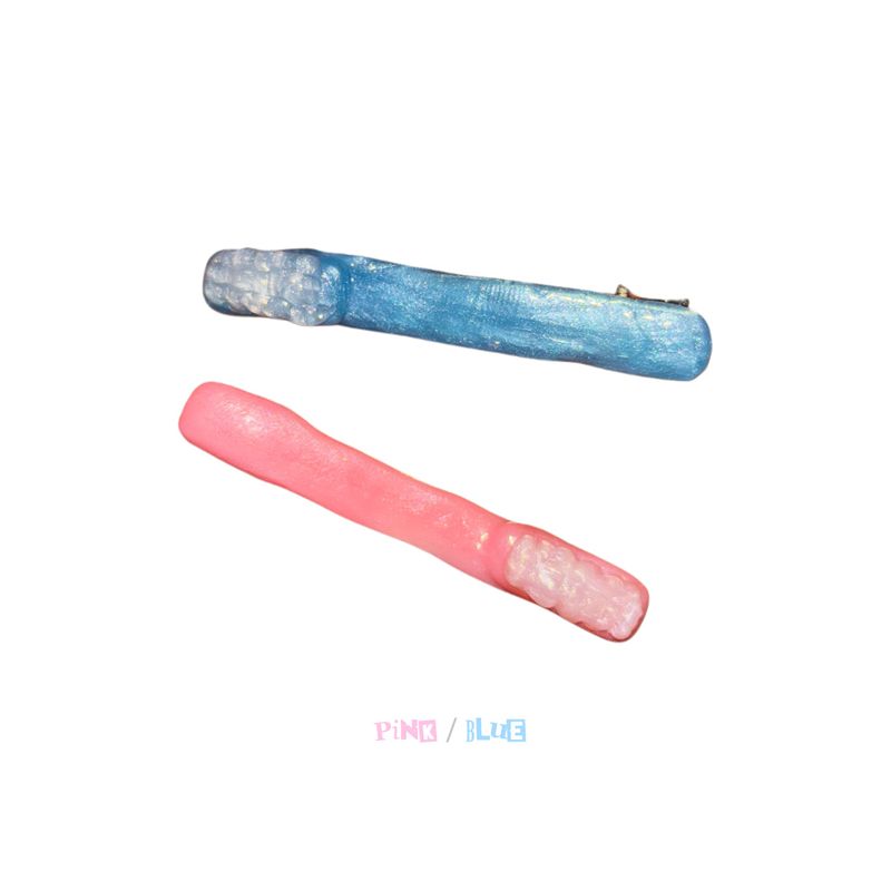 ODDiTEETH（オディティース）の「[MADE]トゥースブラッシュヘアピン(Pink / Blue)（アクセサリー）」