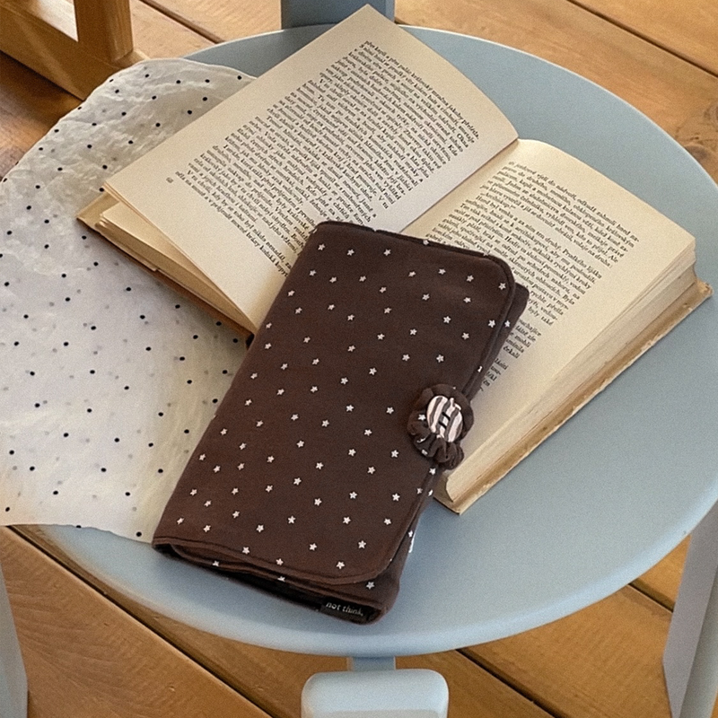 Roll Pouch (Bebe Star Brown)