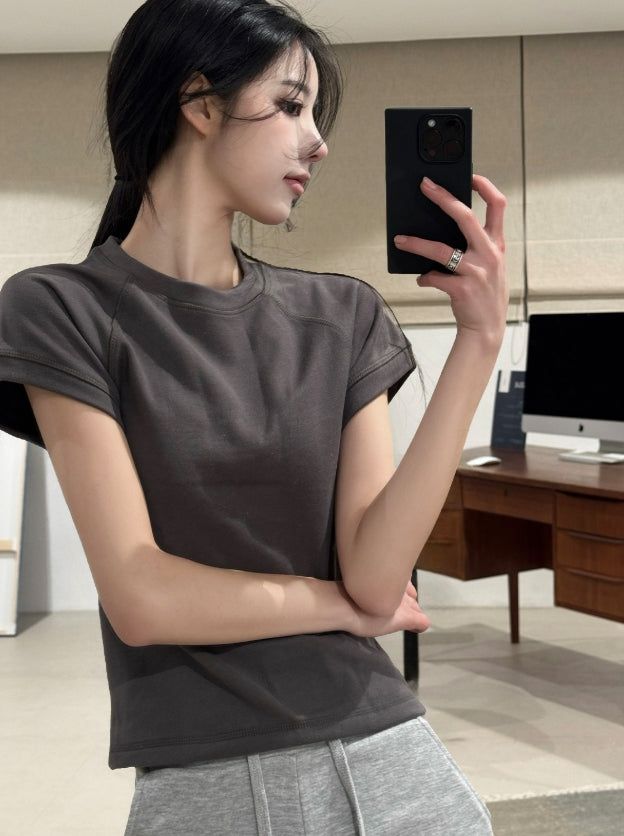 EEUN(イウン)の「Soft loop tee(Tops)」