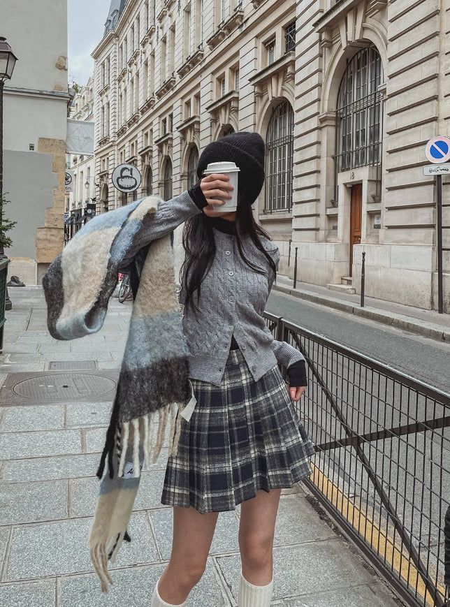 [U-BASIC] Laurent Round Cable Cardigan