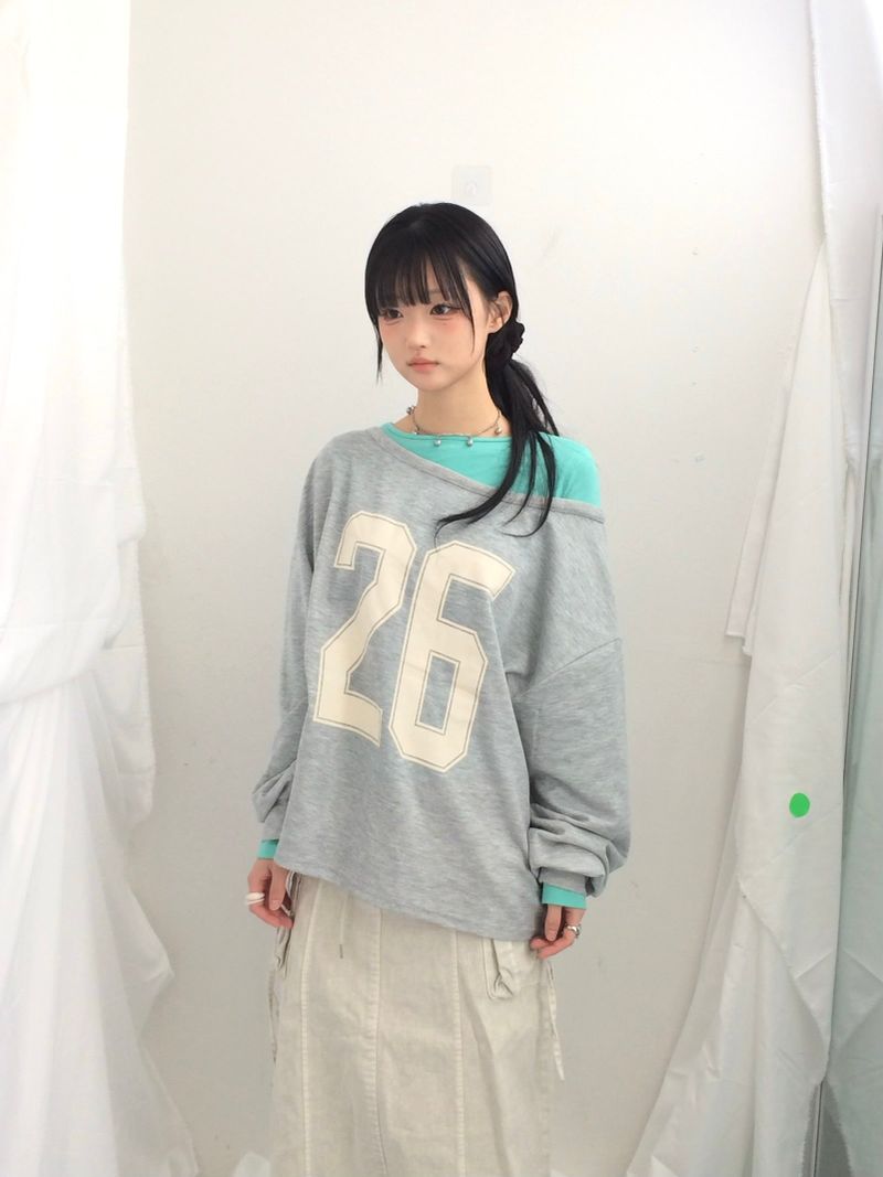 ner.ui.bin（ノエビン）の「ナンバリングルーズスウェットシャツ（トップス）」