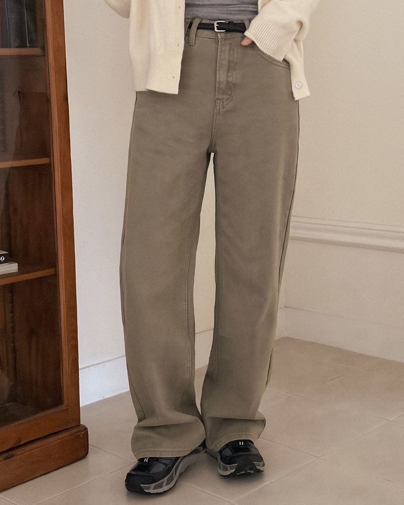 Along wide pants