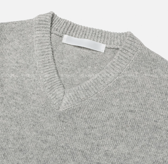 Urban Lambs Wool Overfit V-Neck Knit