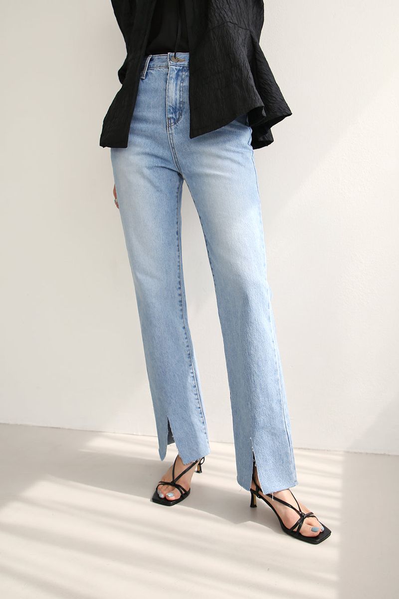 LIGHT LIGHT JEANS