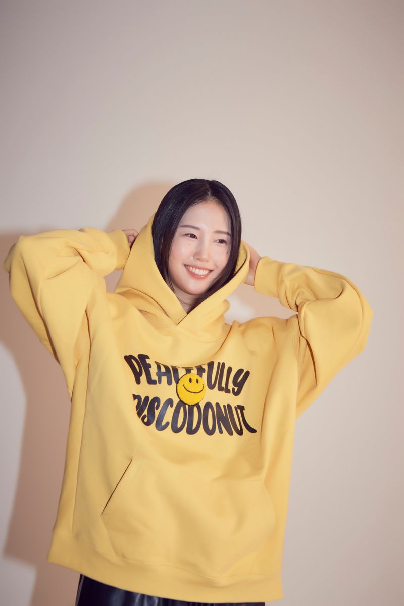 peaceful smile hoodie_yl