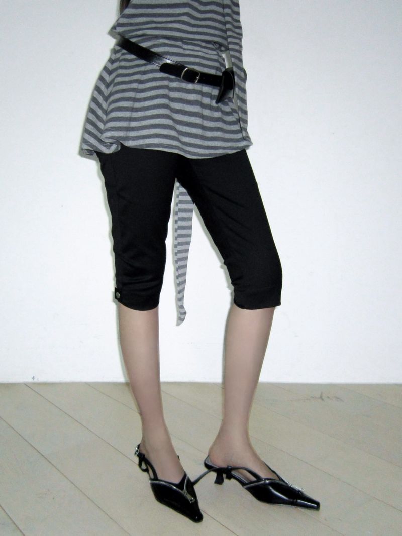 Capri pants