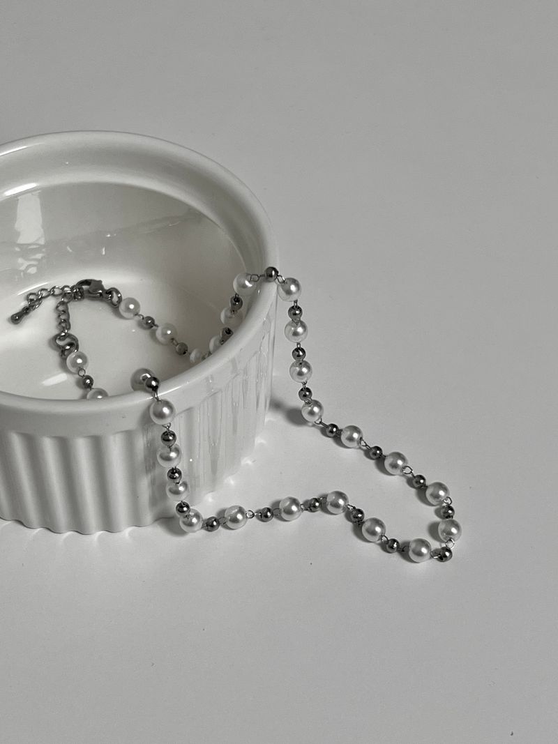 mix pearl choker