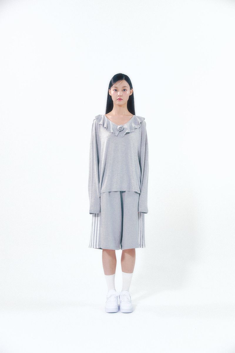 Rose Brooch Frill Long Sleeve Gray