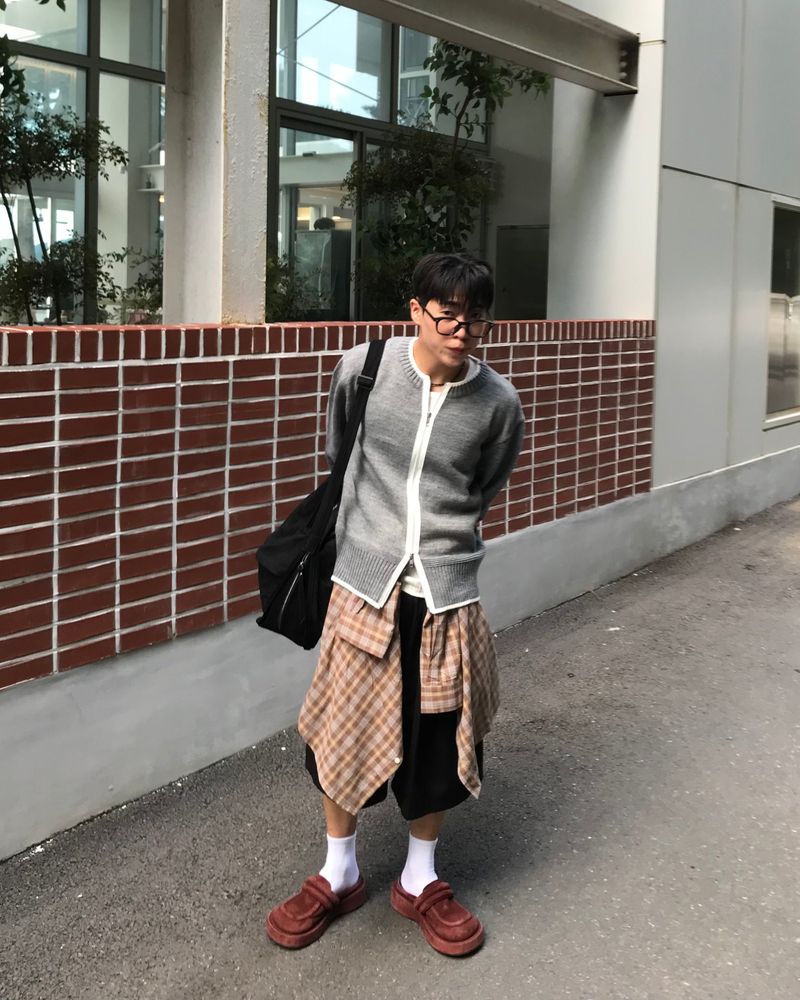 Fingerhole 2-Way Wool Knit Zip-up