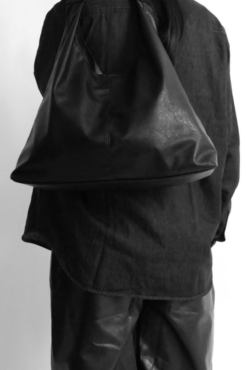 figure black