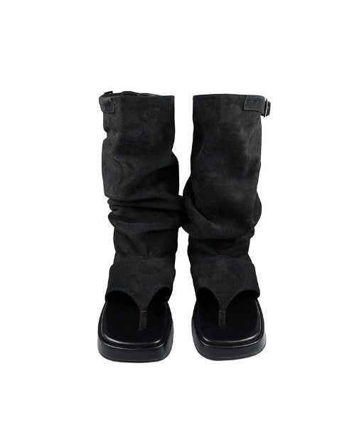 Pin buckle suede flip flops boots