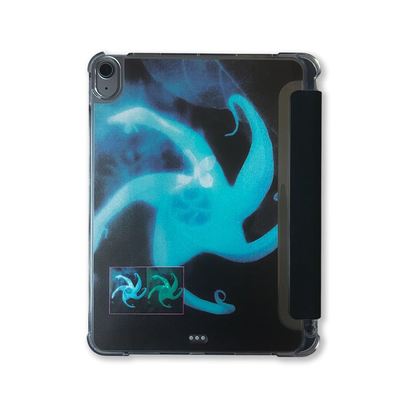 hasroom（hasroom）の「ヌビiPadケース（スマホグッズ/小物）」