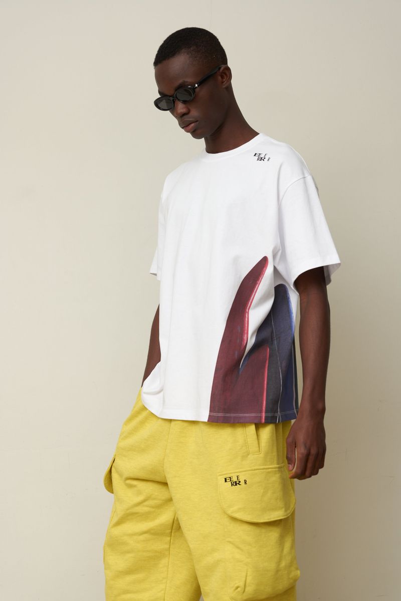 EEERRR side surfboard artwork T-shirt (White)