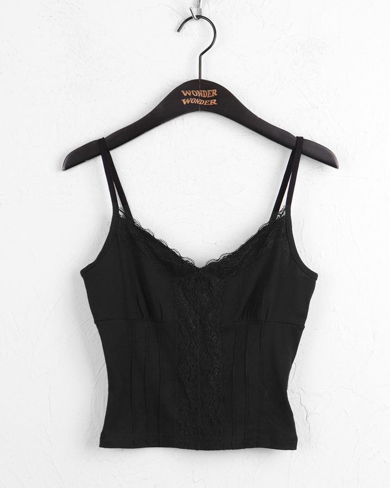 Molet Lace Slit Inner Layered Sleeveless