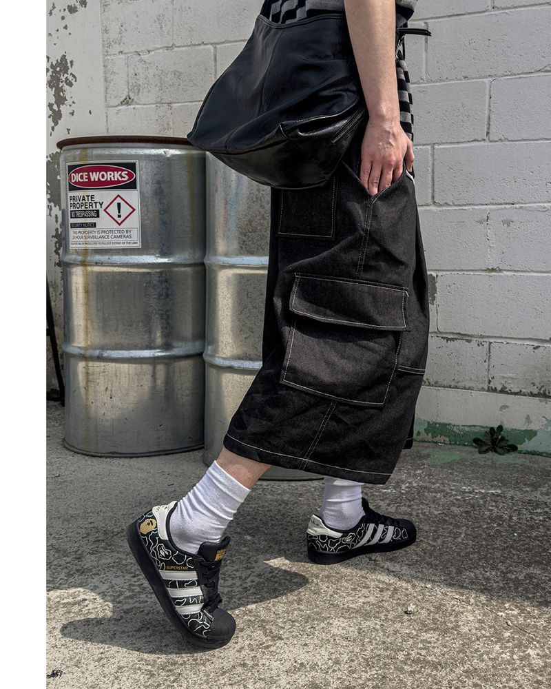 JIIGEUM（ジグム）の「Circular Belt Stitch Cargo Bermuda（Pants）」