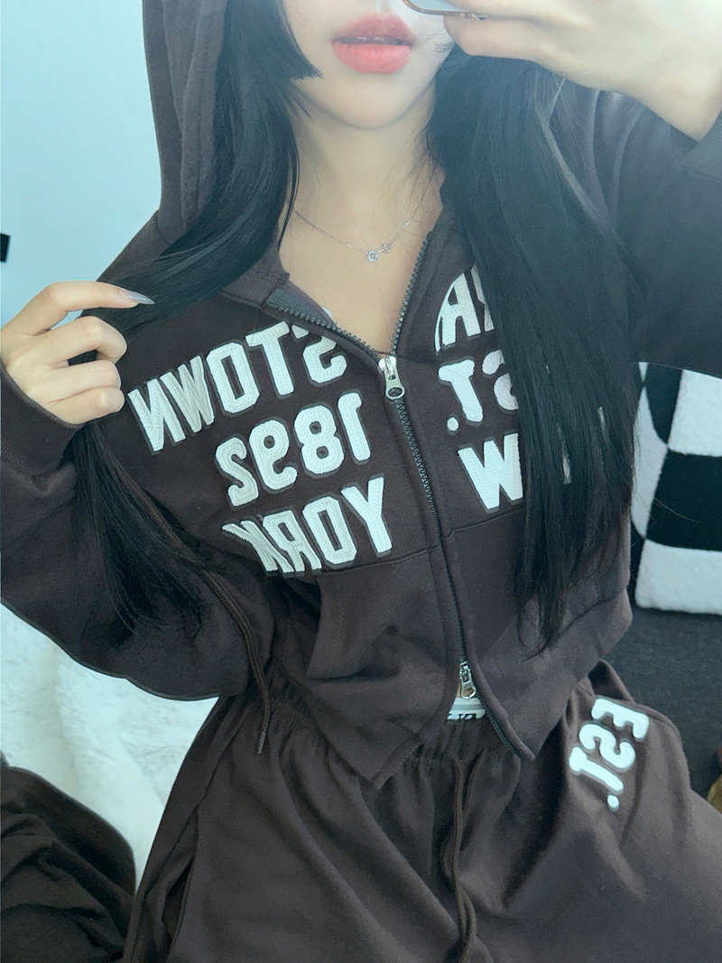 ストリートパッチフーディージップアップ🤎🤍🖤3COLOR