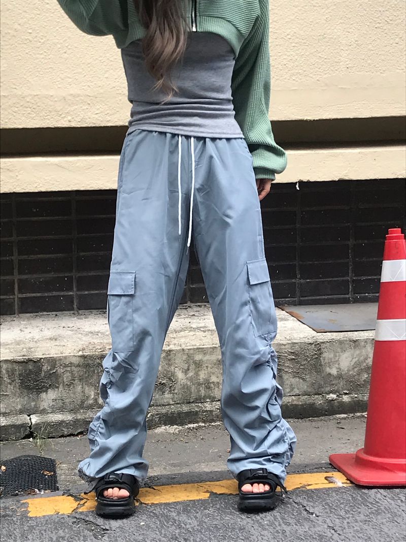 Crescent shirring cargo pants