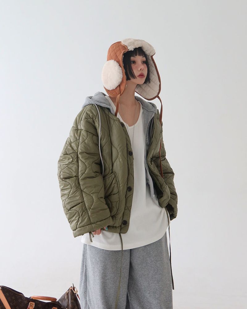 Camel quilting quilted earring truffler hat