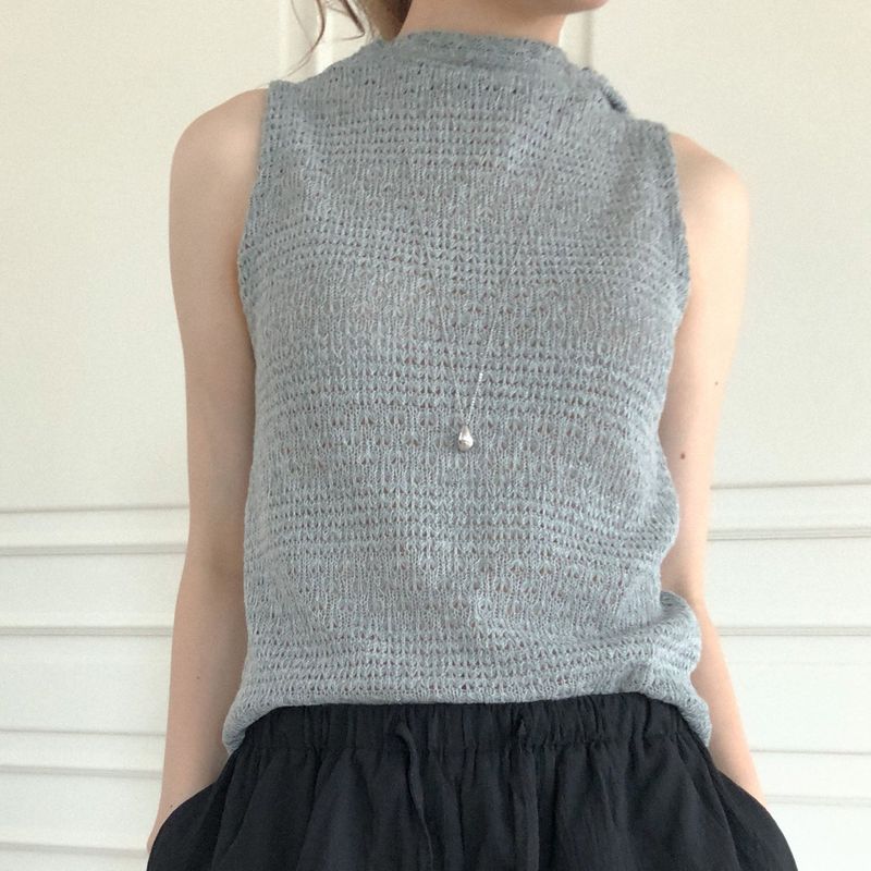 Elrocio neck vest (gray)