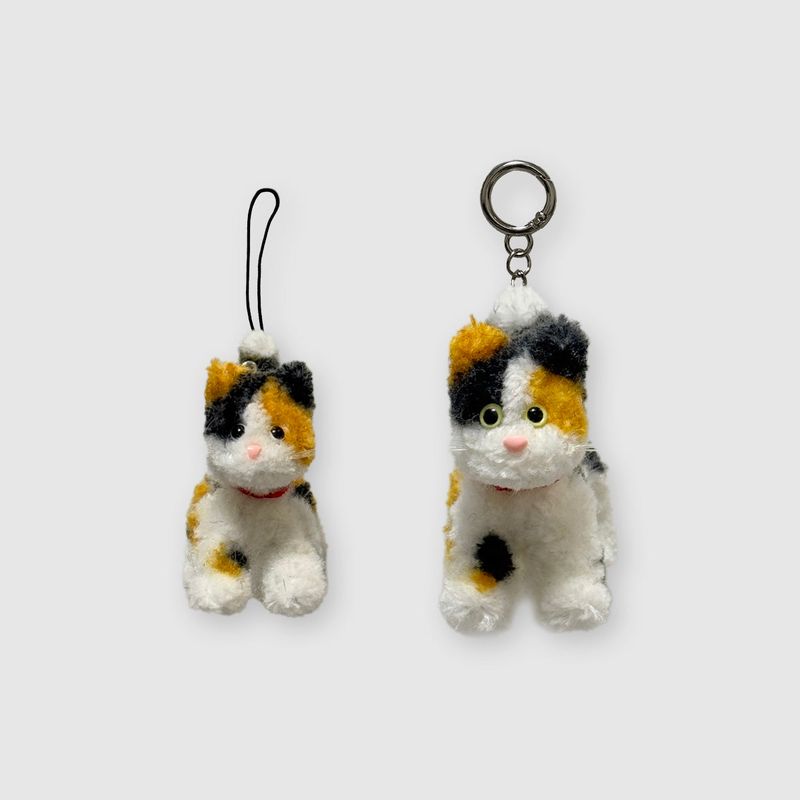 [made]t. calico cat keyring m size