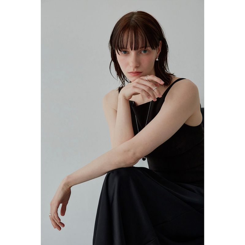  E.003/GOURD EARRING(BLACK)