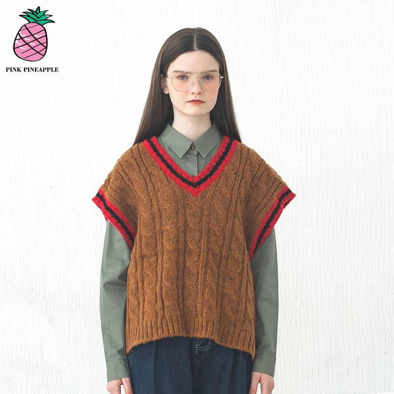 PINK PINEAPPLE（ピンクパイナップル）の「TWIST V-VEST（Tops）」