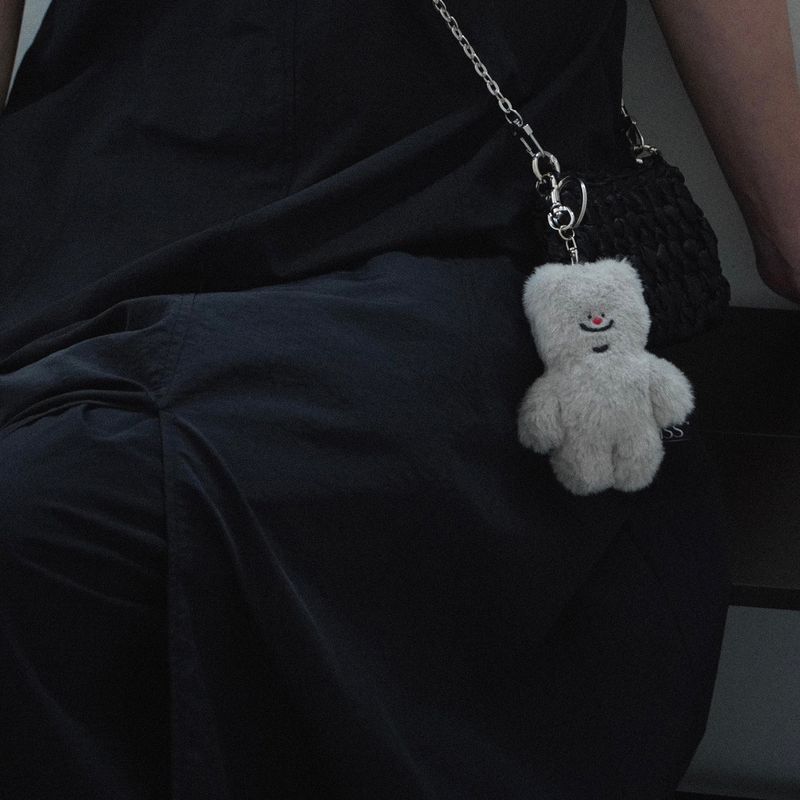 tuteogi gray doll keyring