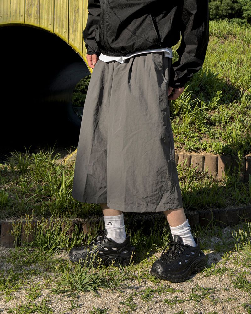 JIIGEUM(ジグム)の「Croven Nylon Bermuda Pants(Pants)」