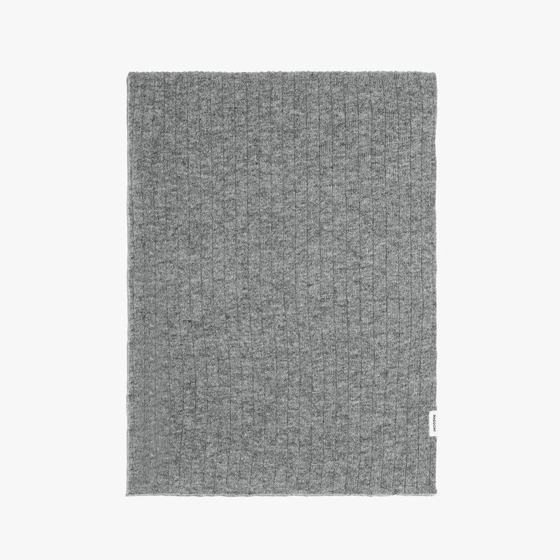 MADGOAT(マッドゴート)の「Cashmere Blend Knit Scarf_Grey(Fashion Accessories)」