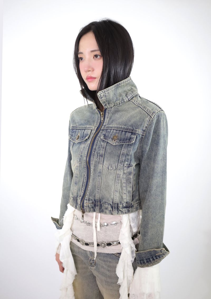 StrongSilhouette Denim jacket