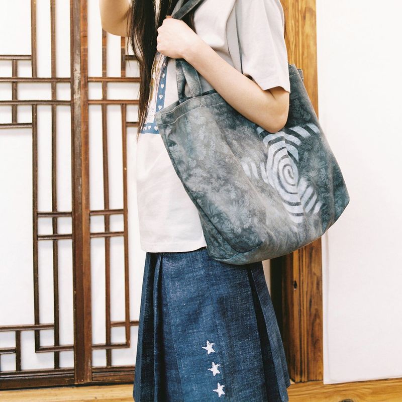 TTTTwister Pleat Skirt - Indigo