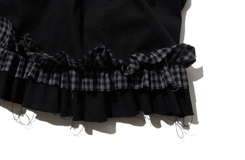 RUFFLE POINT SKIRT - BLACK
