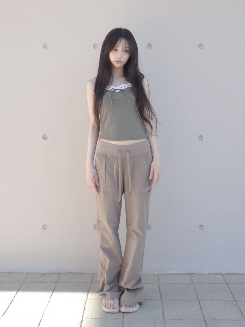 ZELENA（ゼレナ）の「モカルーズブーツカット（パンツ）」