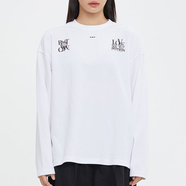 ROMANTIC CROWN（ロマンティッククラウン）の「LOVE POTION LONG SLEEVE_WHITE（Tops）」
