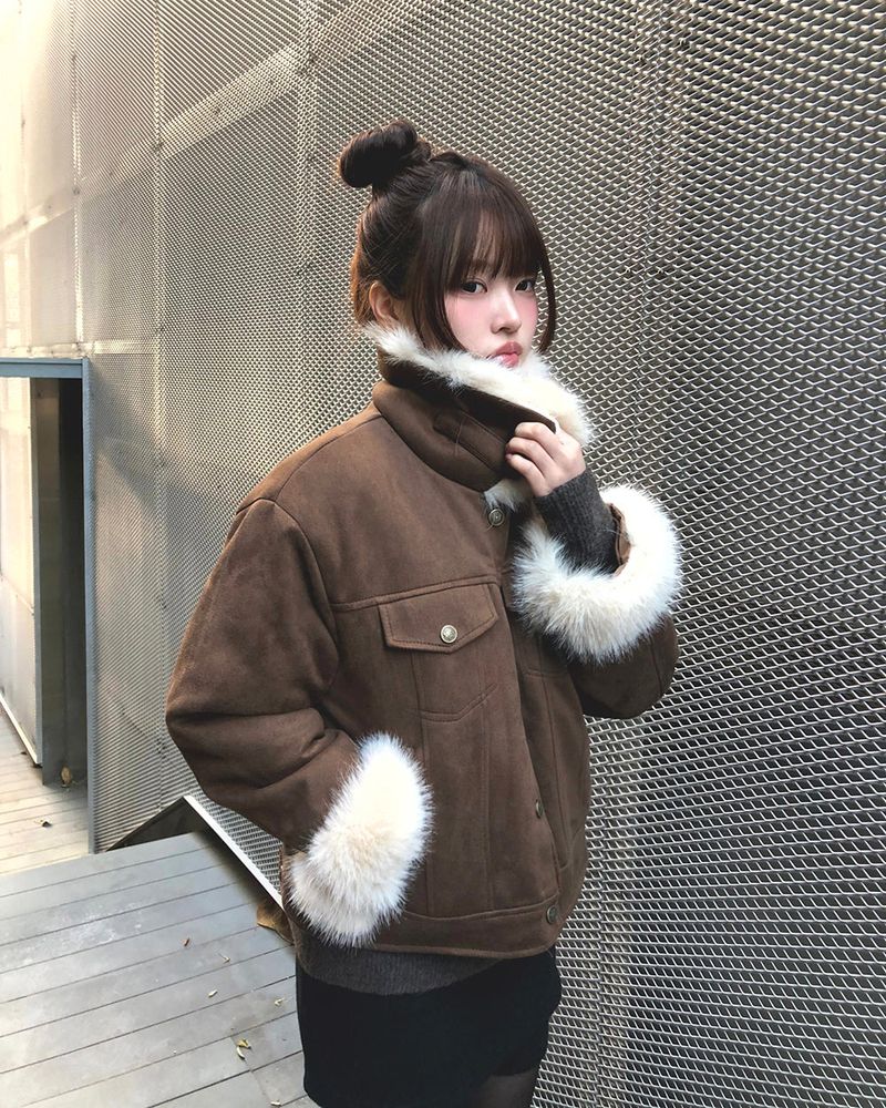 Dyuni Suede Quilted Buckle High-Neck Faux Fur Jacket