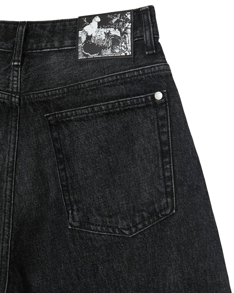 Ghost Rain - MOD8 shorts