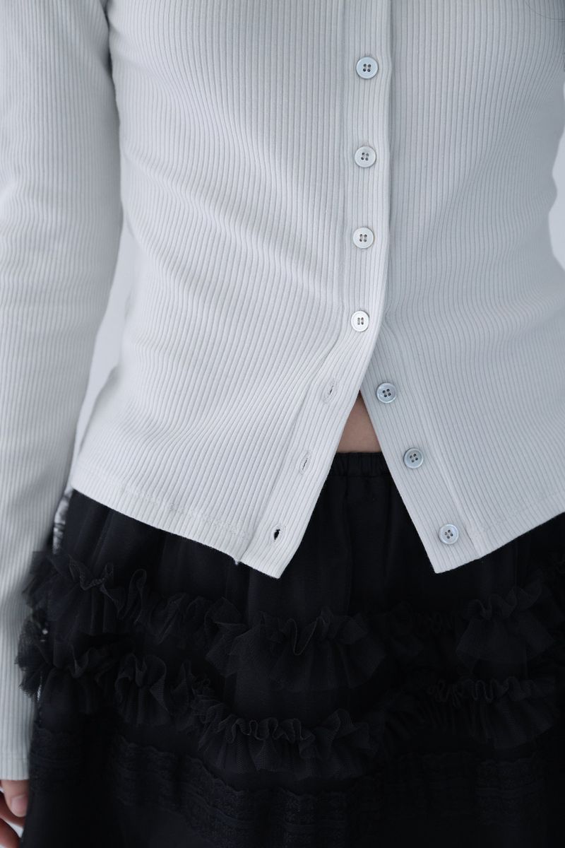 BUTTON RIBBED CARDIGAN DUSTY WHITE