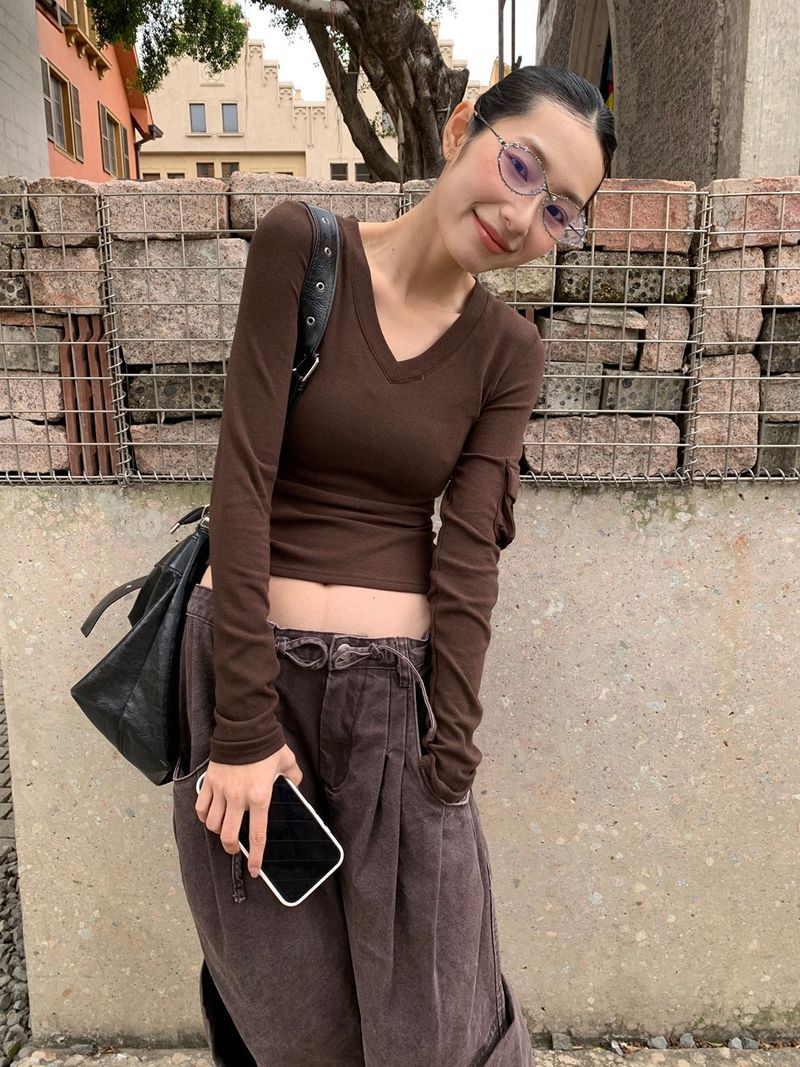 Edge curved pin tuck casual pants