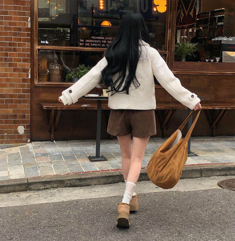 [BELLIDE MADE] fluffy wool collar short coat