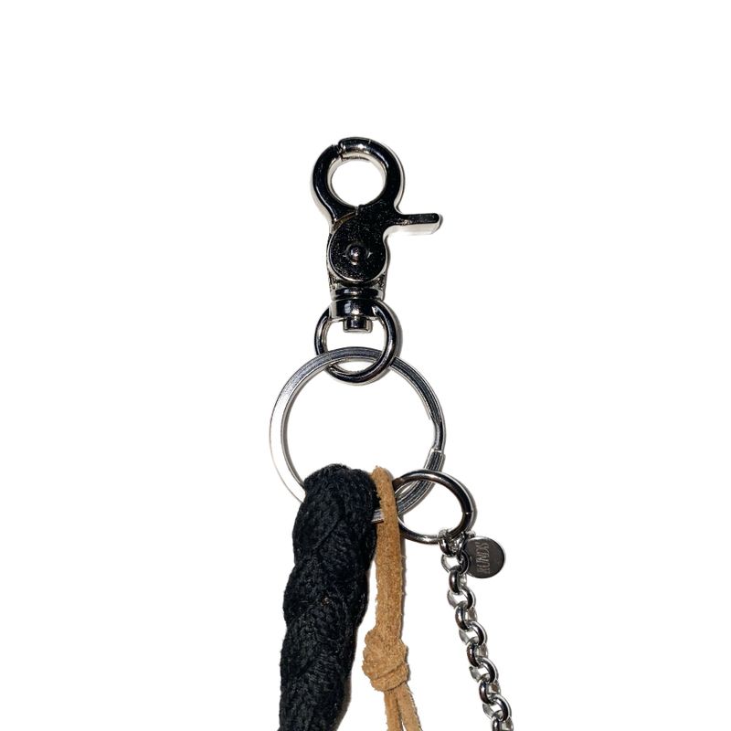 shot plait keyring (black)