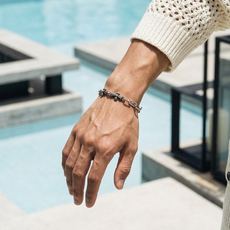 FADE MEET（フェードミート）の「Cross Hybrid Chain Bracelet（Accessories）」